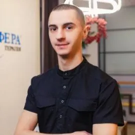 Роман Кононенко